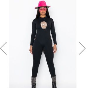 Womens two piece bling track suit-Med top/XL bottom